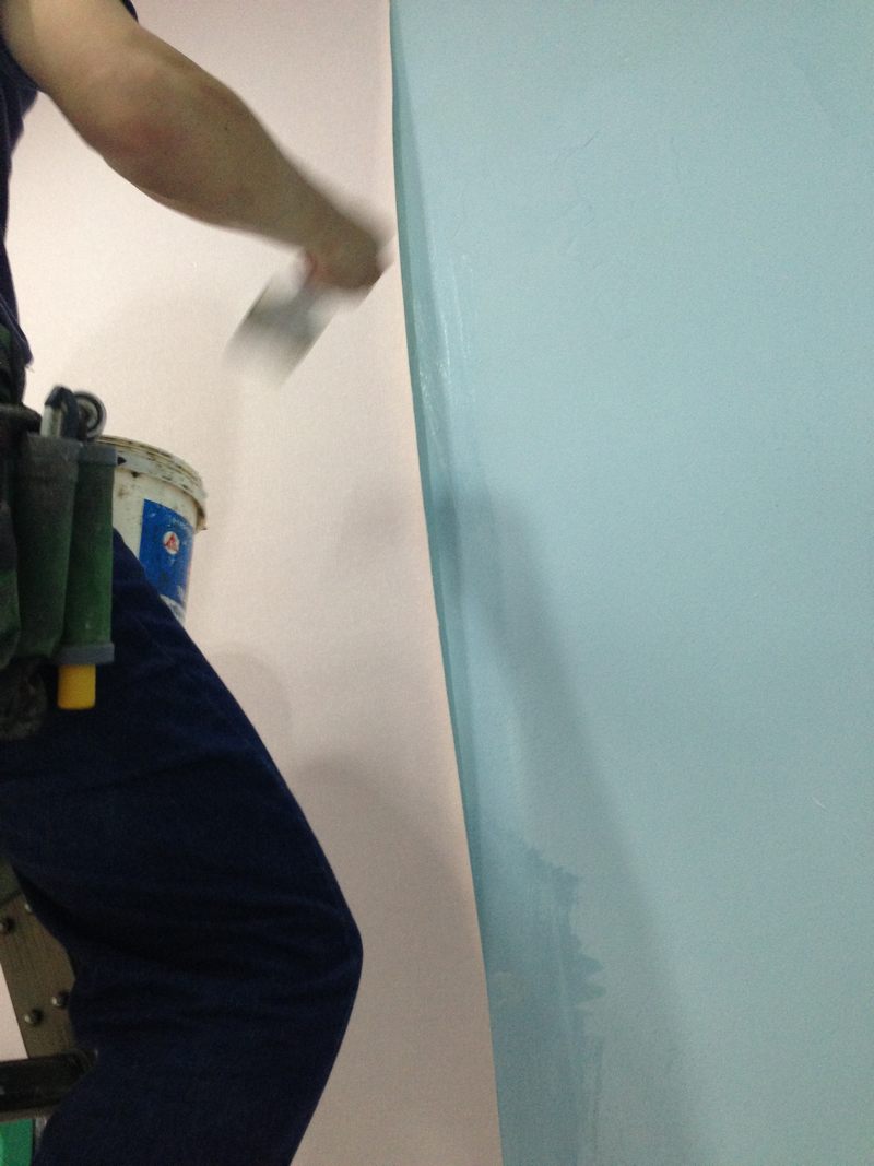 thi-cong-giay-dan-tuong-11-dai-co-viet (3)